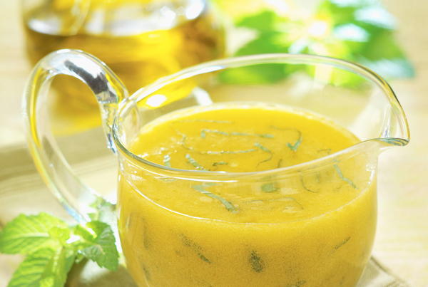 Vinaigrette with basil, olive oil and mustard